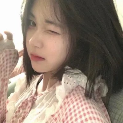 艳妻扮婢记